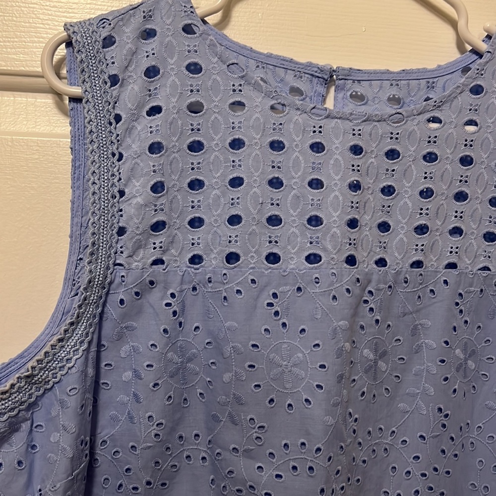 NWOT LOFT Blue eyelet dress, lined from bust to flounce. Size 18 - Picture 2 of 4